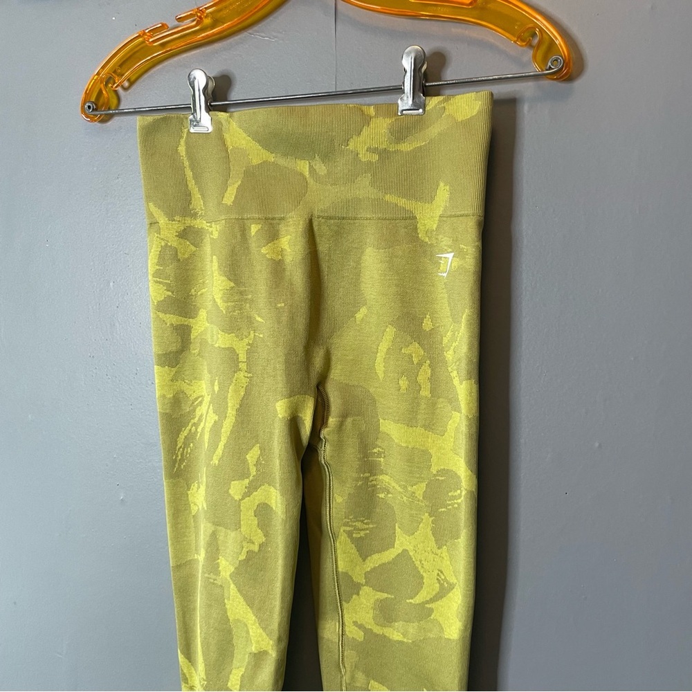 Gymshark Adapt Griffin green camo seamless compression leggings size medium - Picture 2 of 9